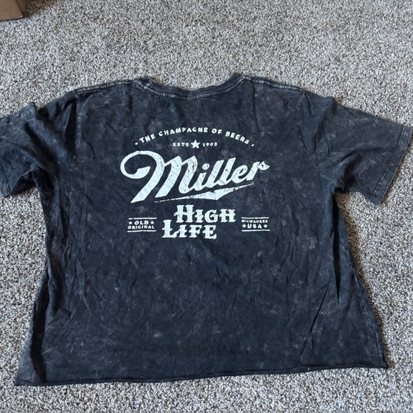 Miller highlife women’s crop top pre loved graphic T-shirt beer tee - Picture 4 of 4